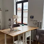 Historisch Smukkegard Im Modernen Ambiente Mit Balkon Nahe St Peter Ording Und Der Nordsee