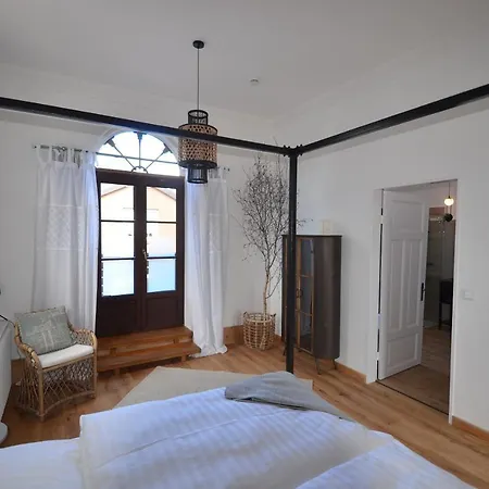 Apartament Smukkegard - Historisch Wohnen Im Modernen Ambiente Tönning