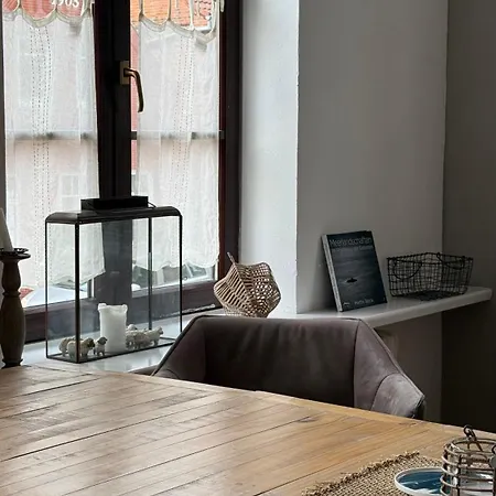 Historisch Smukkegard Im Modernen Ambiente Mit Balkon Nahe St Peter Ording Und Der Nordsee Tönning