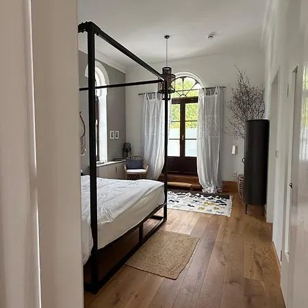 Apartment Historisch Smukkegard Im Modernen Ambiente Mit Balkon Nahe St Peter Ording Und Der Nordsee *
